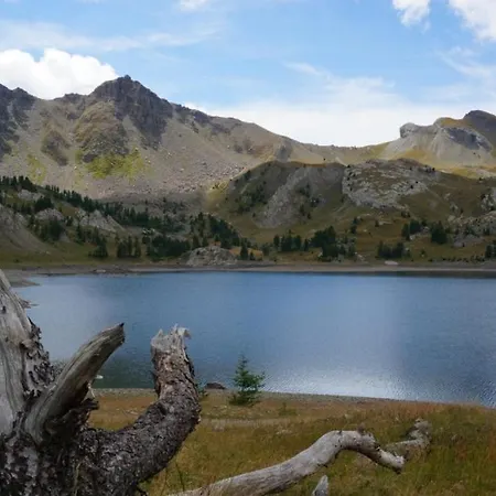 La Miellerie Du Bout Du Monde La Valbonnette בית נופש